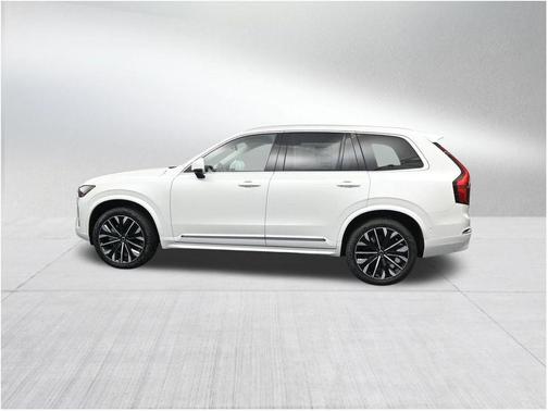 Crystal White Pearl 2026 Volvo XC90 B6 Ultra 7-Seater
