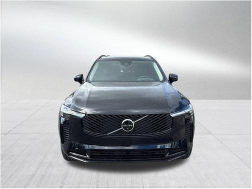 2026 Volvo XC90 B6 Ultra Dark Theme 7-Seater