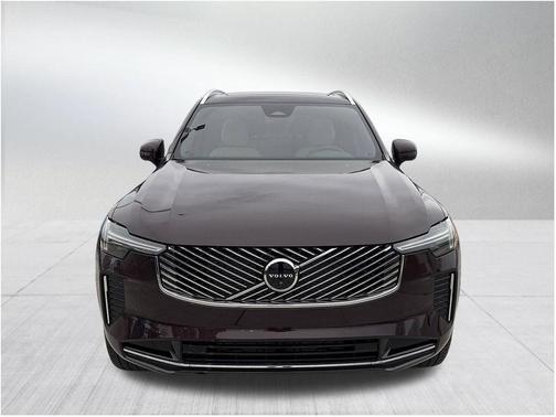 2026 Volvo XC90 B5 Plus 7-Seater