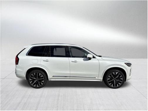 2026 Volvo XC90 B6 Ultra 7-Seater