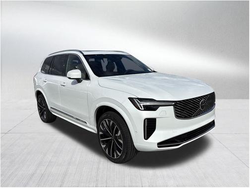 Crystal White Pearl 2026 Volvo XC90 B6 Ultra 7-Seater