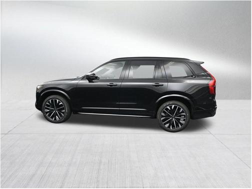 Onyx Black Metallic 2026 Volvo XC90 B6 Ultra Dark Theme 7-Seater