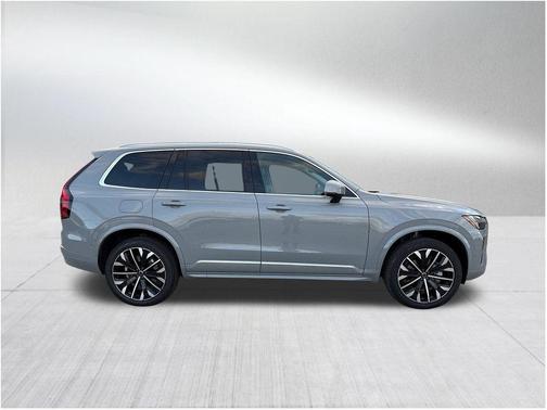 2026 Volvo XC90 B6 Ultra 7-Seater