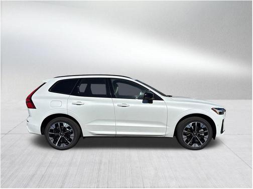 2026 Volvo XC60 Plug-In Hybrid T8 Plus