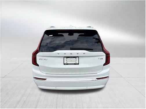2026 Volvo XC90 Plug-In Hybrid T8 Ultra 7-Seater