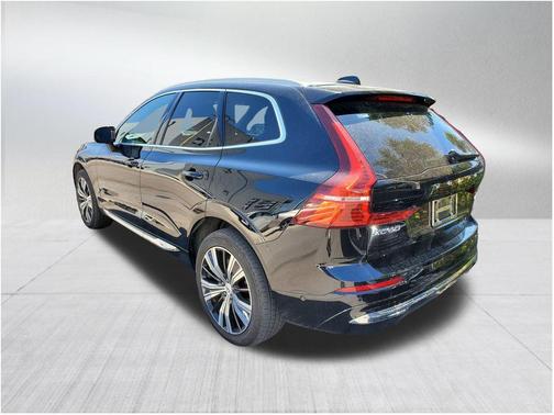 2022 Volvo XC60 B6 Inscription