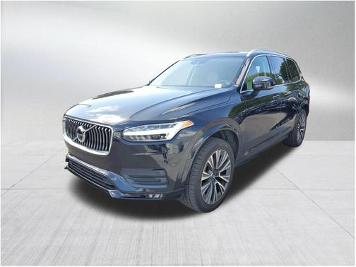2020 Volvo XC90 T5 Momentum 7 Passenger