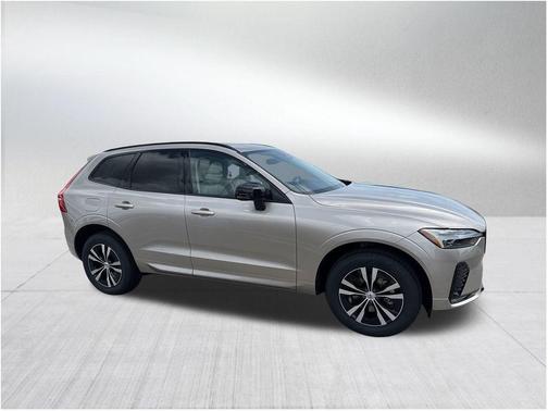 2025 Volvo XC60 B5 Core