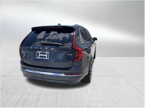 2025 Volvo XC90 Plug-In Hybrid T8 Plus 6-Seater