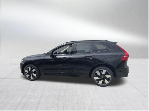 2025 Volvo XC60 Plug-In Hybrid T8 Plus