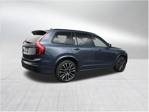 Denim Blue Metallic 2026 Volvo XC90 B6 Ultra Dark Theme 7-Seater