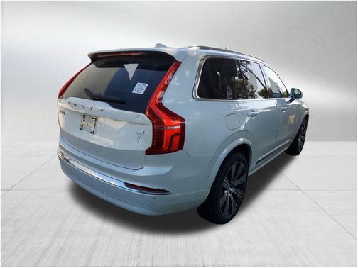 2023 Volvo XC90 Recharge Plug-In Hybrid T8 Ultimate 6-Seater