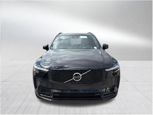 2026 Volvo XC90 B6 Ultra Dark Theme 7-Seater