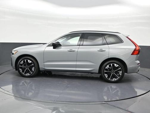 Gray Metallic 2026 Volvo XC60 B5 Plus