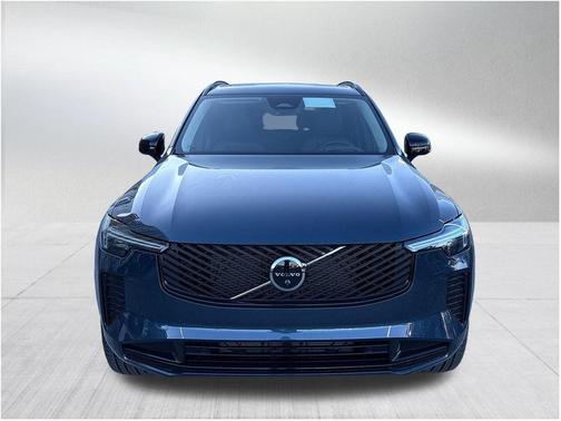 2026 Volvo XC90 B6 Ultra Dark Theme 7-Seater