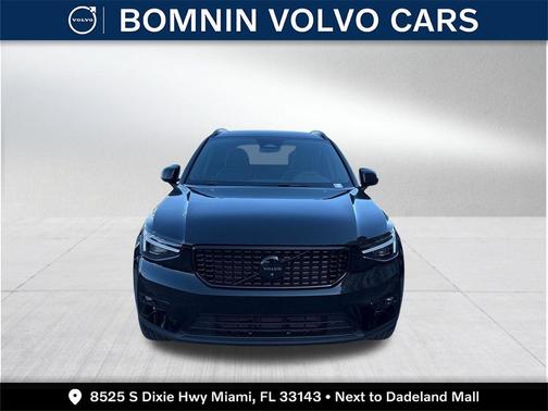 2026 Volvo XC40 B5 Ultra Black Edition