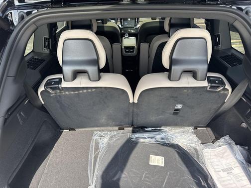 2026 Volvo XC90 B6 Plus 6-Seater
