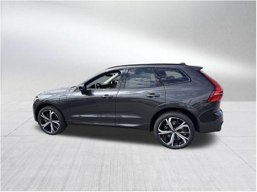 2025 Volvo XC60 Plug-In Hybrid T8 Ultra