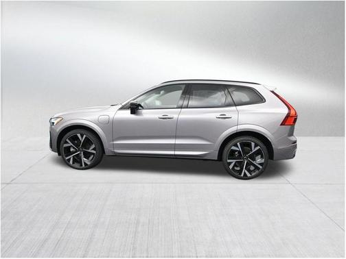Aurora Blue 2026 Volvo XC60 Plug-In Hybrid T8 Ultra