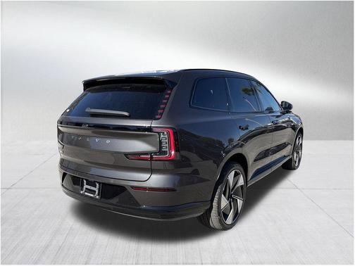 2025 Volvo EX90 Twin Motor Plus