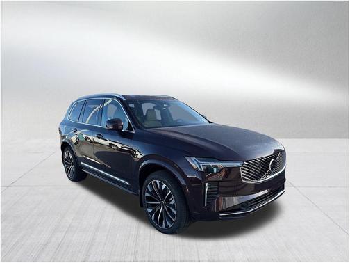 2026 Volvo XC90 B6 Plus 7-Seater