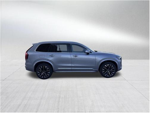 2026 Volvo XC90 B6 Ultra 7-Seater