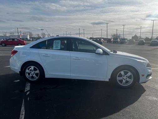 2015 Chevrolet Cruze 1LT