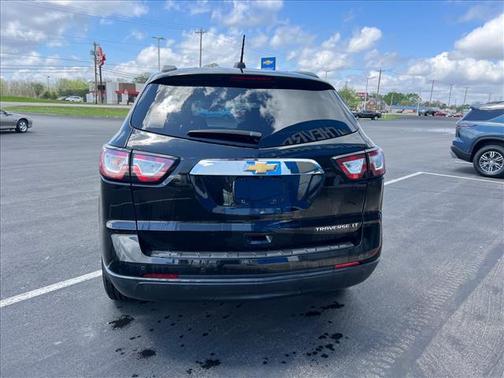 Mosaic Black Metallic 2016 Chevrolet Traverse 1LT