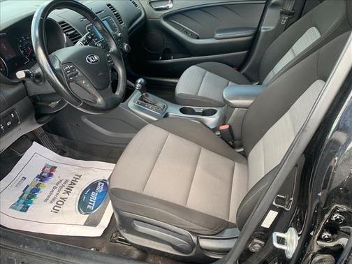 Aurora Black Pearl 2016 Kia Forte EX