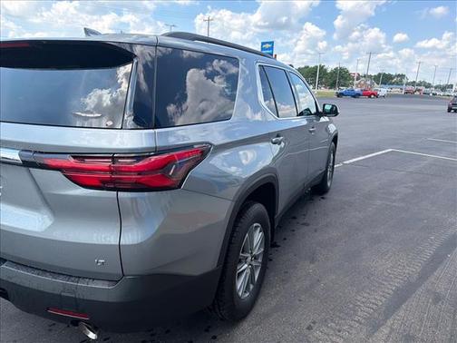Gray 2023 Chevrolet Traverse LT Cloth