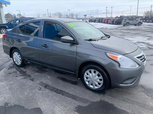 2018 Nissan Versa 1.6 S+