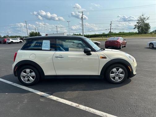 2015 MINI Hardtop Cooper