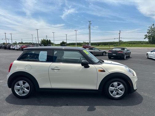 2015 MINI Hardtop Cooper