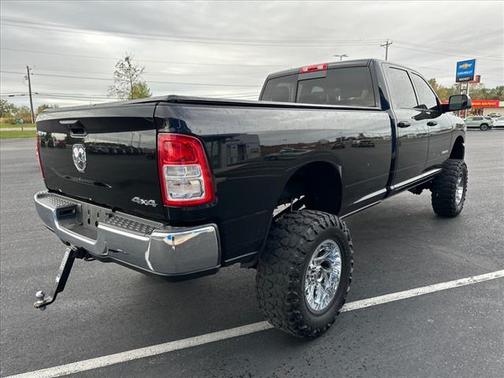 2022 RAM 2500 Tradesman Crew Cab 4x4 8' Box