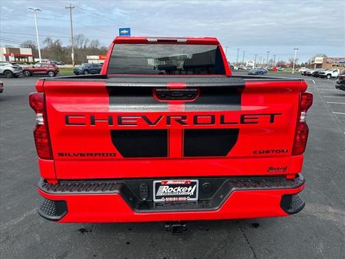 2025 Chevrolet Silverado 1500 Custom