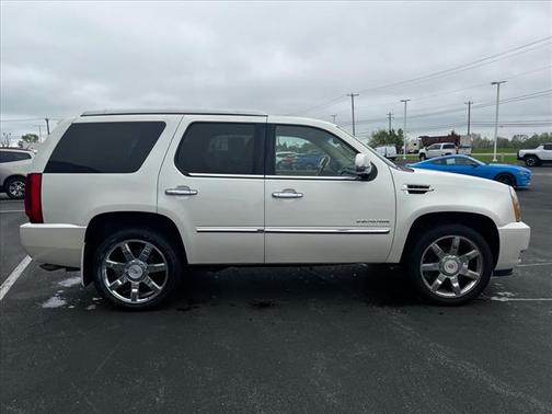 2011 Cadillac Escalade Premium