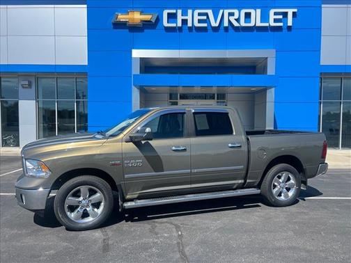 Western Brown/Bright Silver Metallic Clear Coat (p 2013 RAM 1500 Big Horn