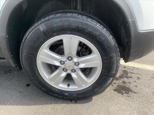 Summit White 2017 Chevrolet Trax LS