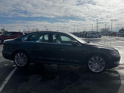 2015 Volkswagen Passat 1.8T Auto Sport