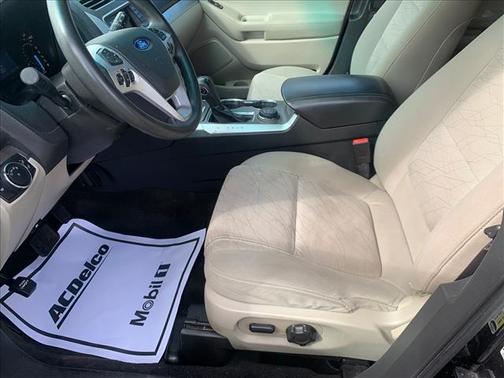 Ruby Red Metallic Tinted Clearcoat 2015 Ford Explorer Base
