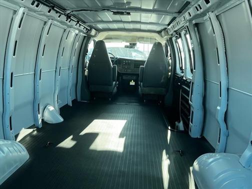 2025 Chevrolet Express 2500 RWD 2500 Extended Wheelbase WT