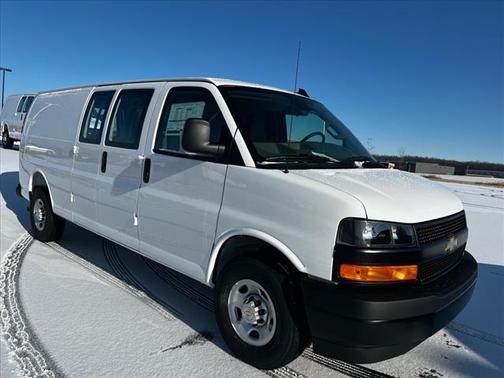 2025 Chevrolet Express 2500 RWD 2500 Extended Wheelbase WT