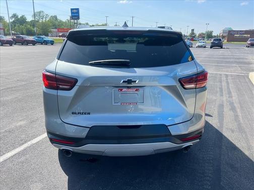 Sterling Gray Metallic 2024 Chevrolet Blazer 2LT