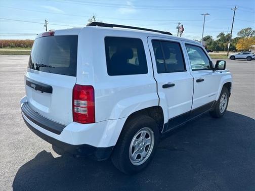 2016 Jeep Patriot Sport