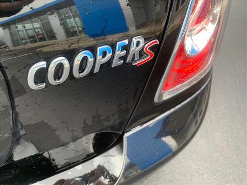 Midnight Black Metallic 2013 MINI Hardtop Cooper S