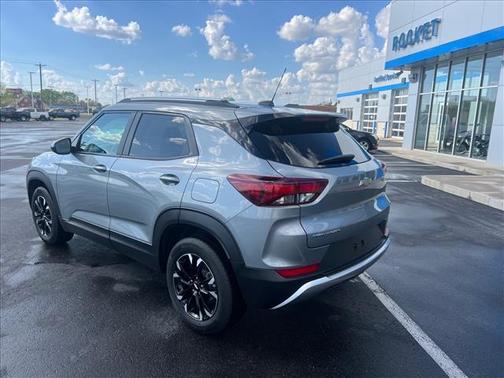 Sterling Gray Metallic 2023 Chevrolet Trailblazer LT