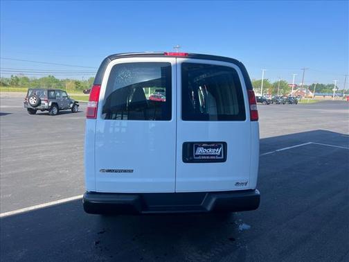 Summit White 2026 Chevrolet Express 2500 LT