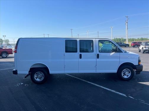 Summit White 2026 Chevrolet Express 2500 LT