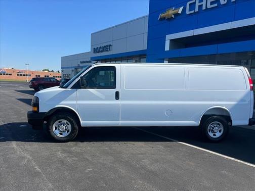 Summit White 2026 Chevrolet Express 2500 LT