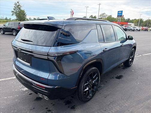 Lakeshore Blue Metallic 2026 Chevrolet Traverse RS